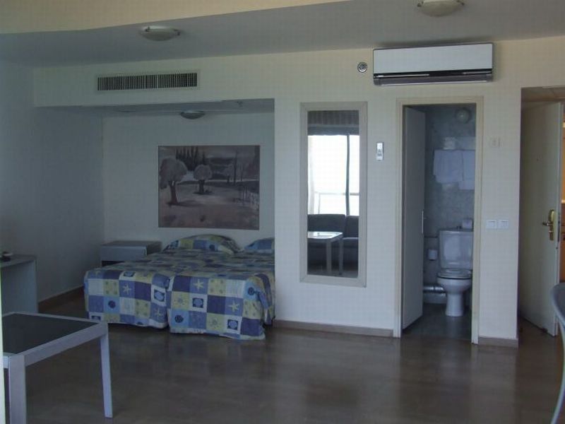 Hotel Blue Weiss Netanya Exterior photo